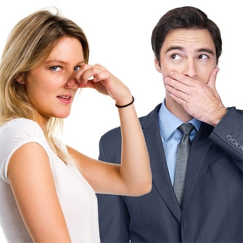 Названы основные причины плохого запаха изо рта